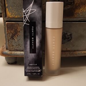 Fenty Beauty Soft Lit Foundation - Shade 120